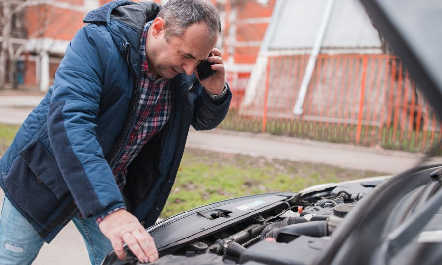 What To Do In Case Of A Vehicle Breakdown Emergency